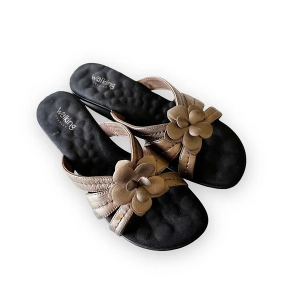Walking Cradles Bronze Leather Wedge Sandal Size 8.5B Flower Motif‎ Comfort Shoe - Picture 2 of 10